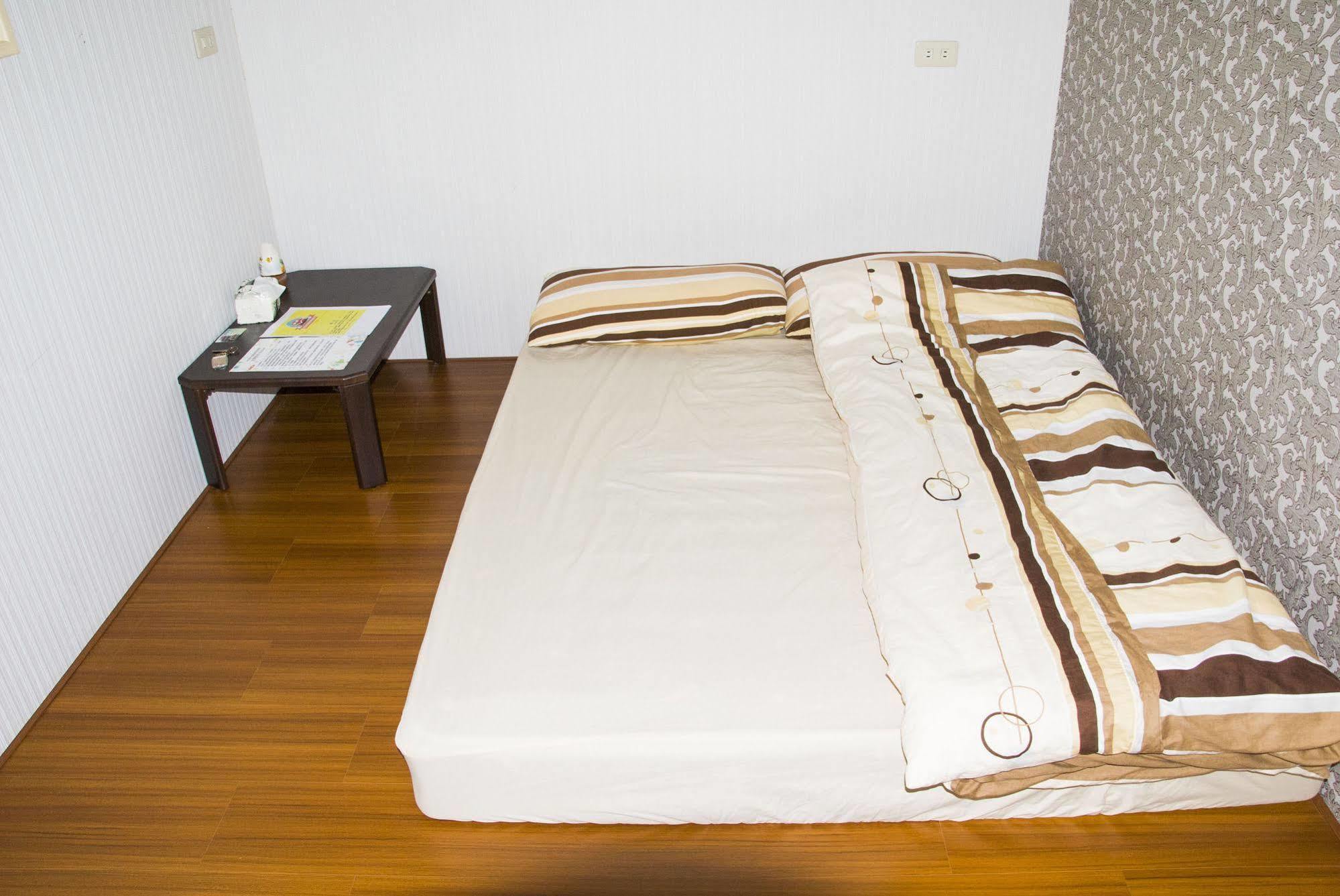 Song Youf Hostel Zhongpu Extérieur photo