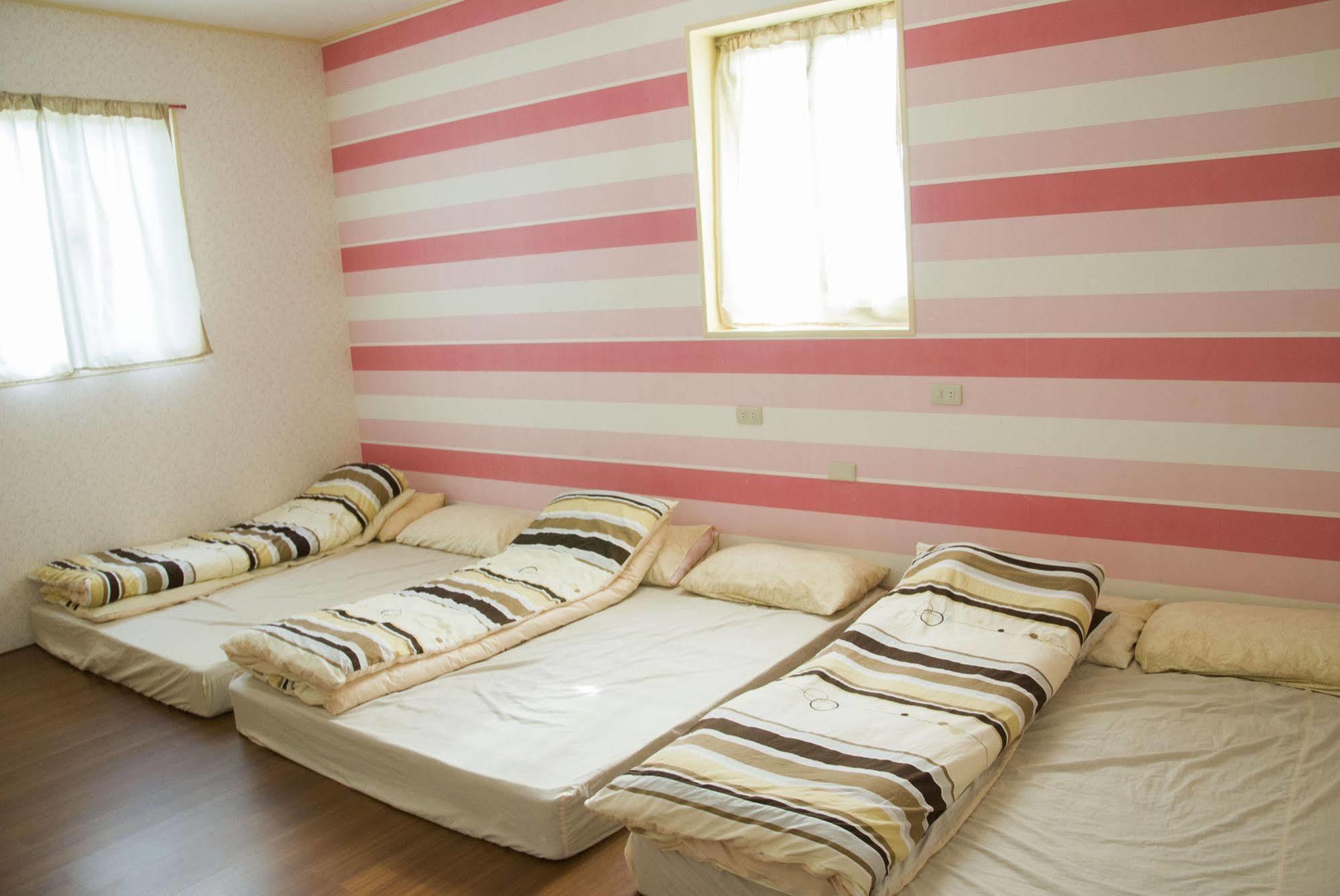 Song Youf Hostel Zhongpu Extérieur photo